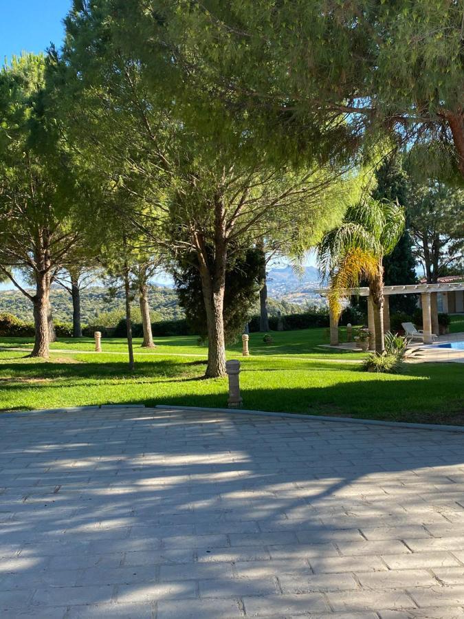Nostrana Village Apartments Коскину Экстерьер фото